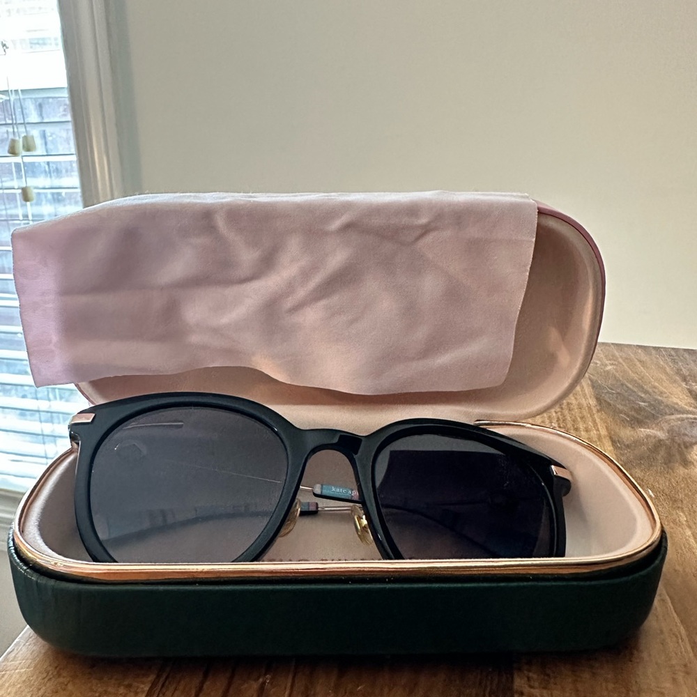 kate spade Black Round Gradient Lens Sunglasses - Picture 11 of 12